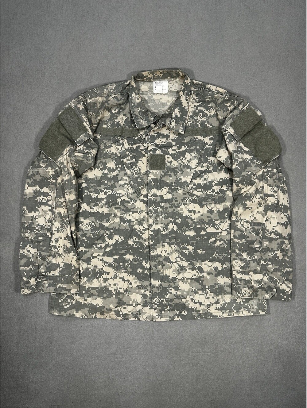 US Army ACU Digital Camo Combat Coat Jacket Medium Regular Propper
